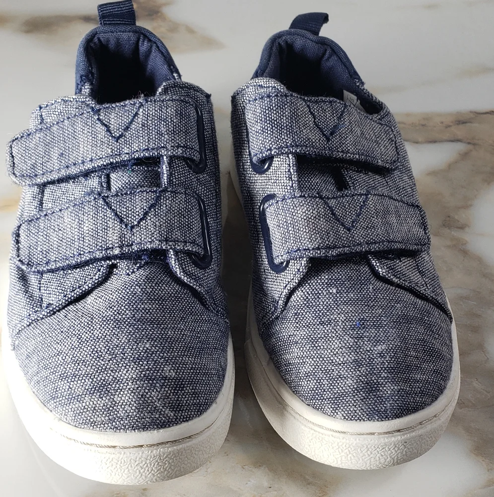 TOMS Lenny tiny sneakers navy slub chambray Toddler Size 9